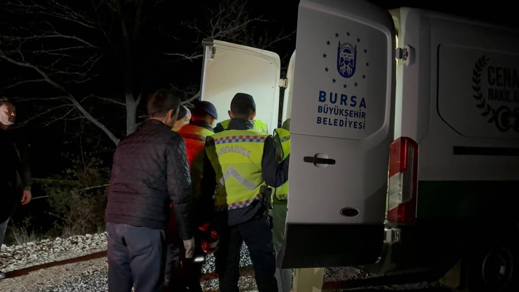 Kız arkadaşıyla buluşmak için evden çıktı, yanmış cesedi bulundu 6